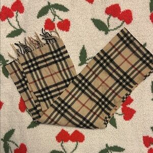 Authentic Vintage Burberry 100% Cashmere Scarf